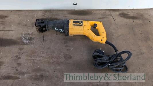 Dewalt DW304PK reciprocating saw 240v