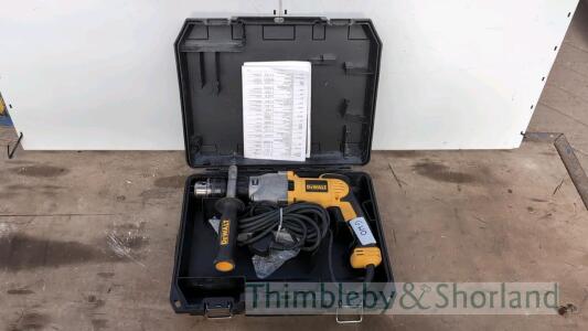 Dewalt D31570 hammer drill 240v