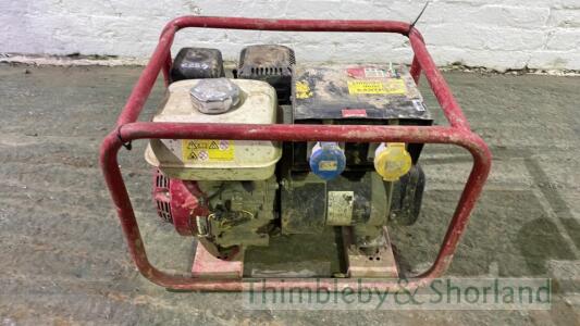 Petrol generator, dual voltage R40000484