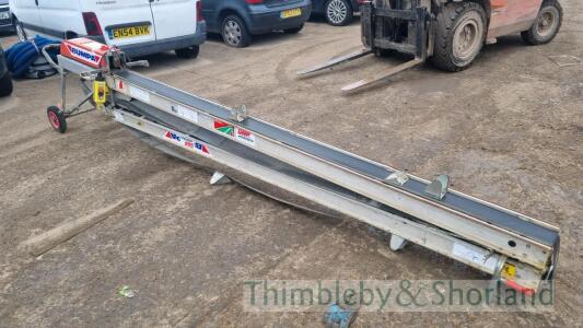 Mace Bumpa 8 conveyor