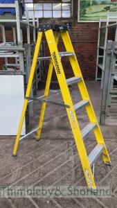 Youngman step ladder A950820