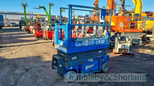 Genie GS1930 scissor lift