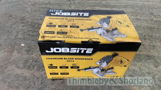 Chain saw chain sharpener