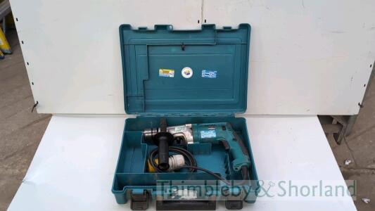 Makita HP2071F percussion drill