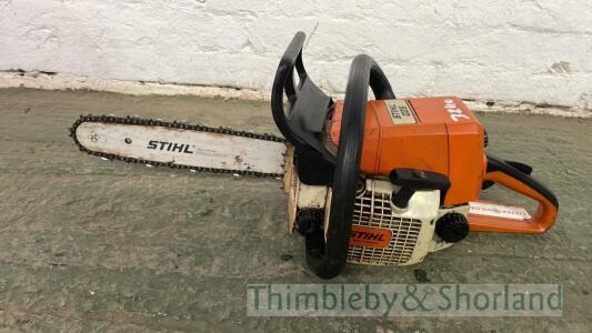 Stihl 025 13in chain saw