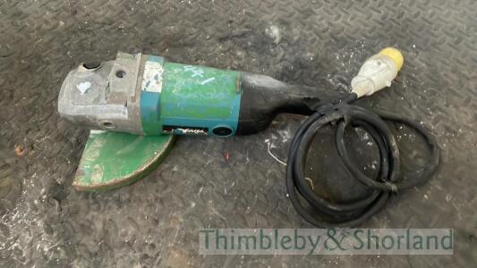 Makia 9069 angle grinder