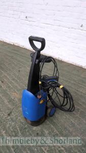 Kew Alto pressure washer