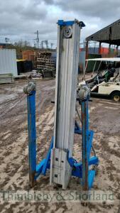 Genie SLA15 material lift