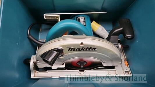 Makita 5903R circular saw