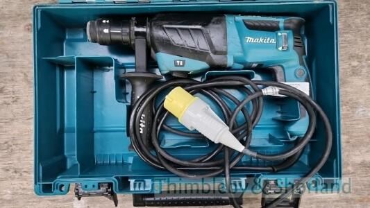 Makita HR2530 hammer drill