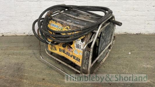 JCB Beaver pack and hose