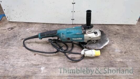 Makita GA9020 angle grinder