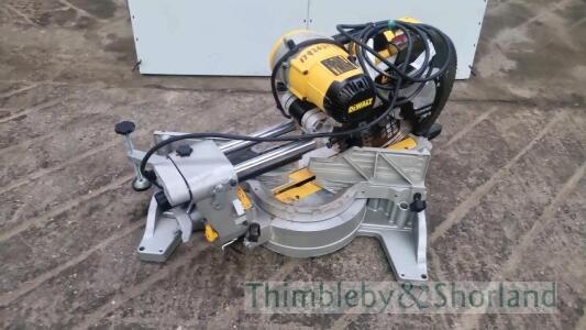 Dewalt DWS780 mitre saw