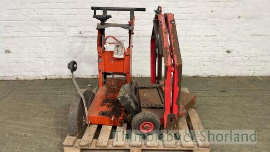 Road saw frame and block cutter frame