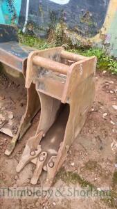 300mm mini digger bucket 50mm pins