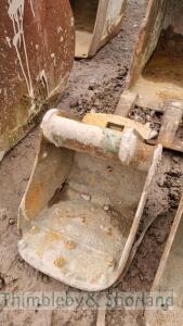 300mm mini digger bucket Harford hitch