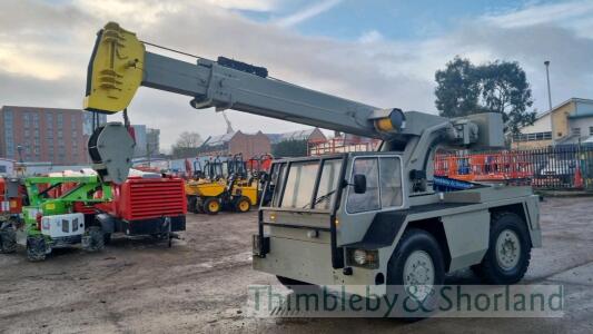 Jones IF8M crane (1987) fully operational, with Loler