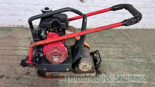 Belle 12in petrol plate compactor