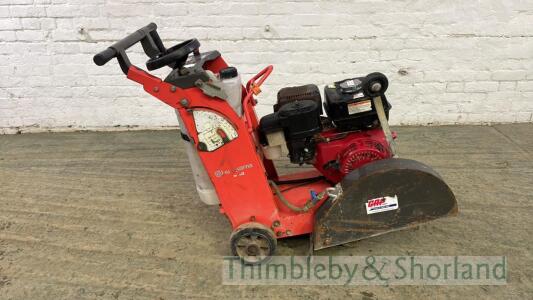 Husqvarna FS400LV road saw