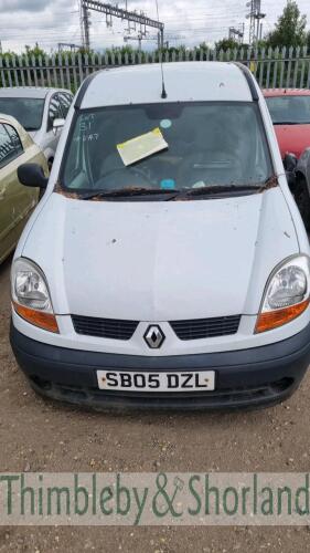 RENAULT KANGOO SL17 DCI 70+ - SB05 DZL Date of registration: 26.05.2005 1461cc, diesel, 5 speed manual, white Odometer reading at last MOT: 135,479 miles MOT expiry date: 15.06.2018 No key, V5 available