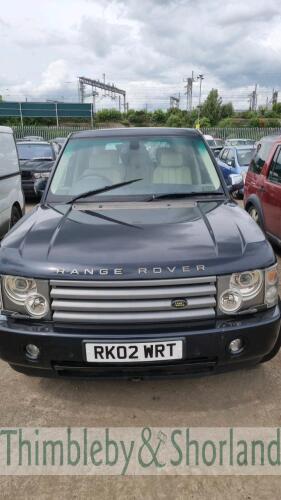 LAND ROVER RANGE ROVER VOGUE V8 AUTO - RK02 WRT Date of registration: 22.05.2002 4398cc, petrol, 5 speed auto, blue Odometer reading at last MOT: Unreadable MOT expiry date: 20.09.2021 No key, V5 available Broken window