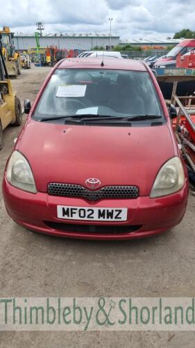 TOYOTA YARIS VVTI COLOUR COLLECT - MF02 MWZ Date of registration: 19.03.2002 998cc, petrol, manual, red Odometer reading at last MOT: 113,442 miles MOT expiry date: 07.02.2021 No key, V5 available