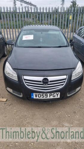 VAUXHALL INSIGNIA SRI 160 CDTI A - VO59 PGY Date of registration: 02.10.2009 1956cc, diesel, 6 speed auto, black Odometer reading at last MOT: 195,538 miles MOT expiry date: 16.11.2021 No key, V5 available