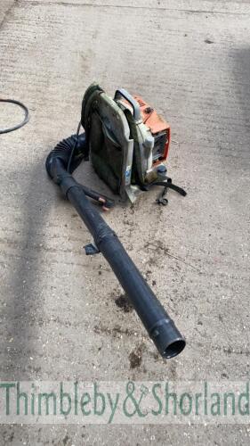 Stihl BR380 petrol backpack blower