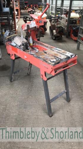 Husqvarna tile saw