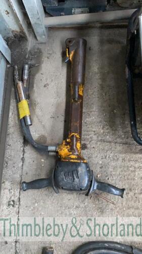 JCB hydraulic breaker