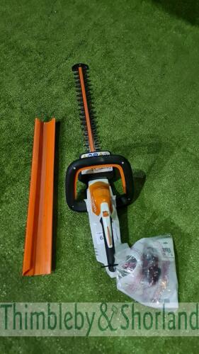 Stihl HSA45 cordless hedge cutter (2018)