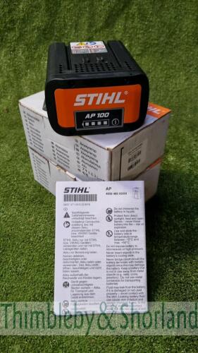 2 Stihl AP100 batteries