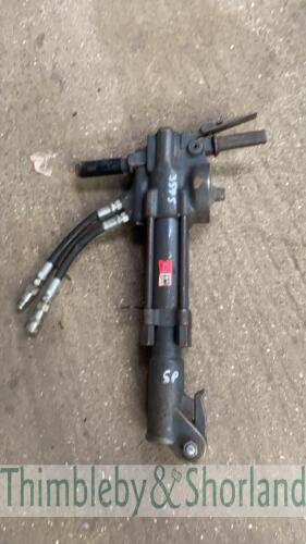 Hydraulic breaker gun